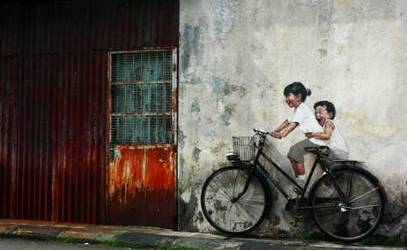 feature_img__ernest-zacharevic-o-kallitexnis-pou-metatrepei-tis-gonies-mias-polis-se-kamba