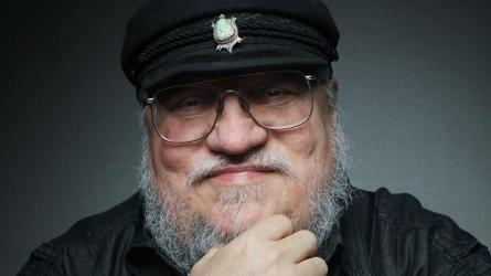 feature_img__o-ippotis-ton-epta-basileion-tou-george-r-r-martin