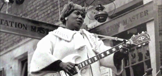 feature_img__sister-rosetta-tharpe-i-allios-i-ousia-tou-feminismou